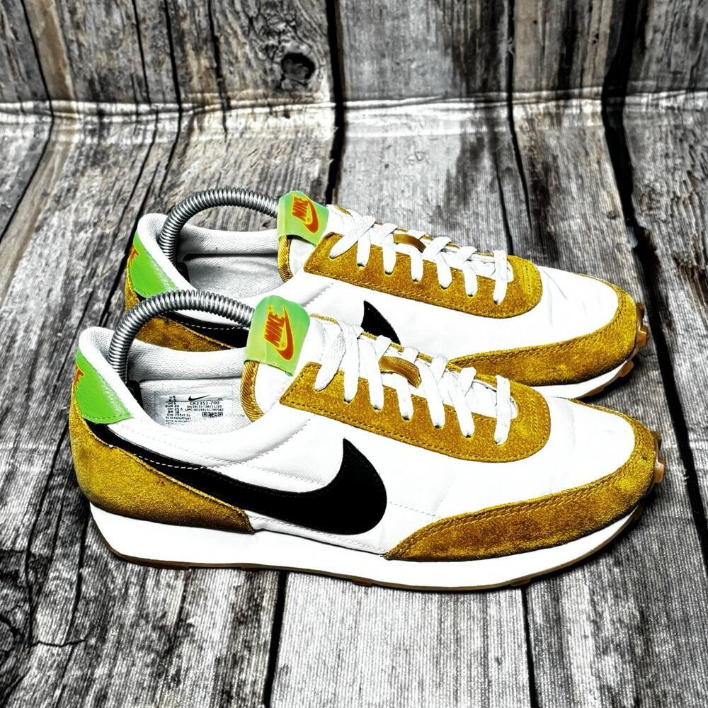 Nike Daybreak Wheat Phantom Green CK2351-700 Running Shoes Women’s Sz 8.5 - Picture 3 of 10